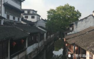 18岁和28岁的恋爱有什么区别？游戏画面